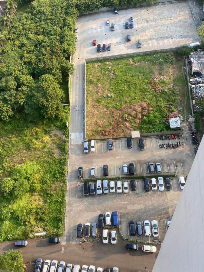 Callia Apartement Golf View Pulo Mas Jakarta Timur Dış mekan fotoğraf